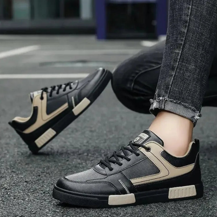 Trev Sneakers