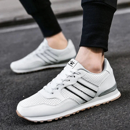 Astor Sneakers