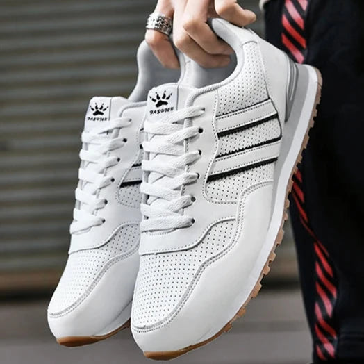 Astor Sneakers